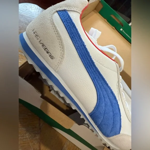 Puma White and Blue Athletic Shoes - Picture 8 of 11